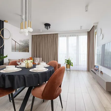 Modern Prestige With Parking In By Renters * Cracóvia