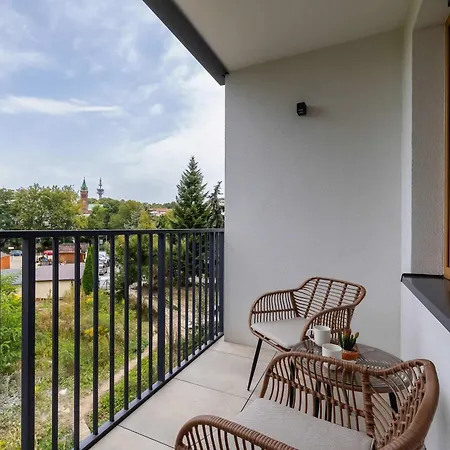 Apartment Modern Prestige With Parking In By Renters *