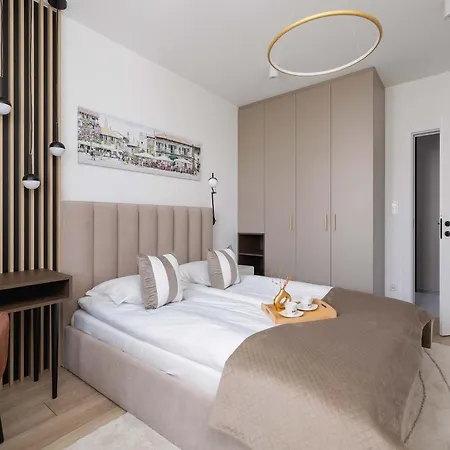 Modern Prestige With Parking In By Renters