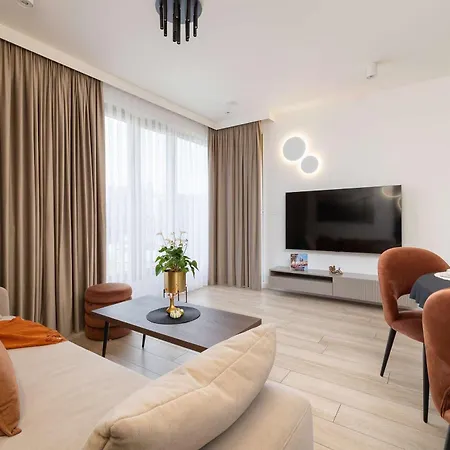 Modern Prestige With Parking In By Renters * Kraków